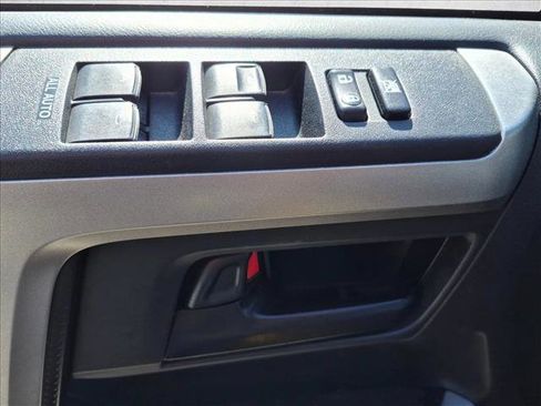 Used 2013 Toyota 4Runner SR5 w/ Convenience Pkg RWD image 13