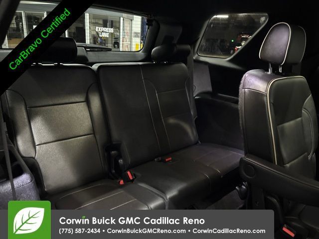 Certified 2023 Chevrolet Traverse Premier w/ Redline Edition AWD/4WD image 39
