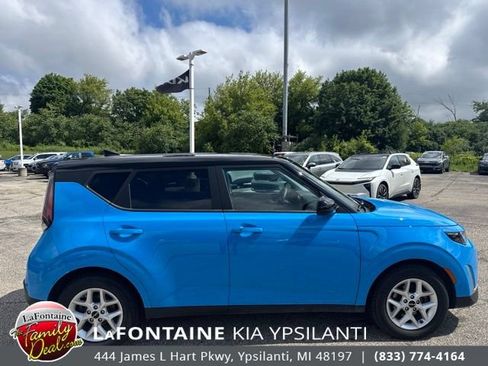 Certified 2023 Kia Soul S FWD image 6