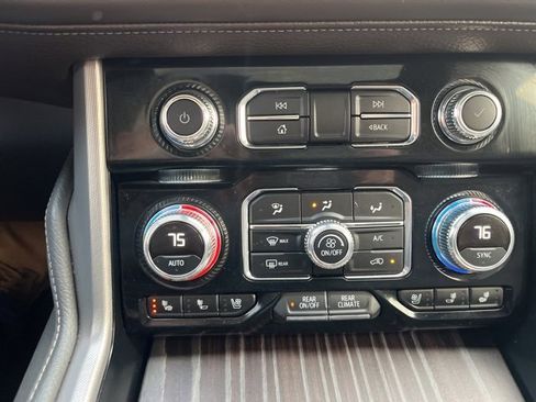Used 2024 GMC Yukon Denali w/ Max Trailering Package image 18