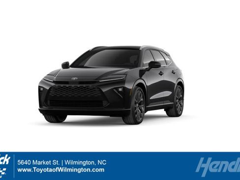 New 2026 Toyota Crown Signia AWD/4WD image 1