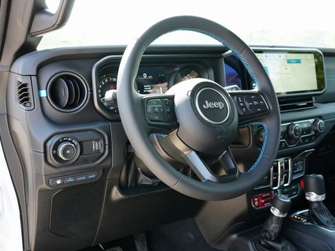 New 2025 Jeep Wrangler Unlimited Rubicon 4xe w/ Safety Group image 29