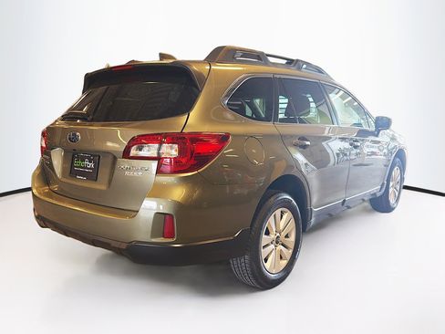 Used 2017 Subaru Outback 2.5i Premium image 9