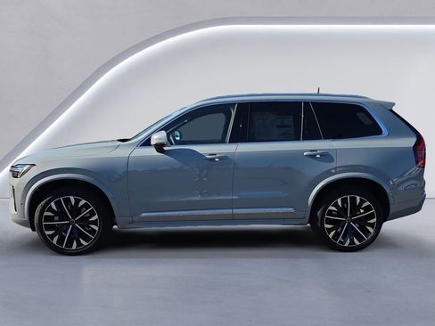 New 2026 Volvo XC90 B6 Plus w/ Protection Package Premier image 6