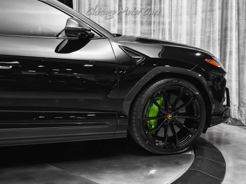 Used 2020 Lamborghini Urus image 48