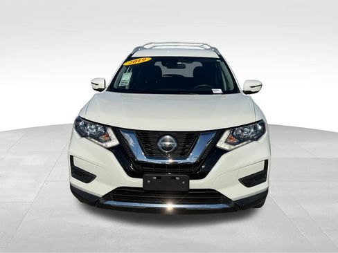 Used 2019 Nissan Rogue S w/ Special Edition Package FWD image 27