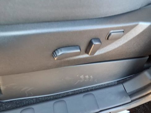 New 2026 Nissan Frontier SV image 26