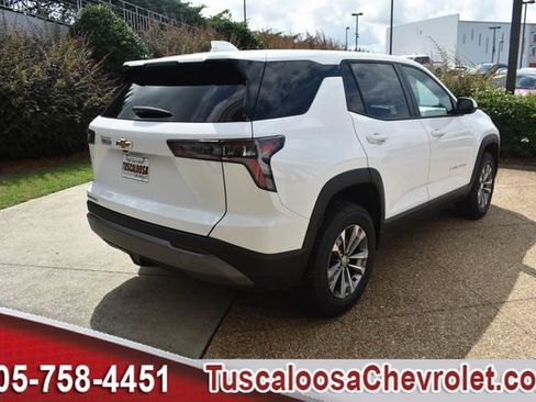Used 2026 Chevrolet Equinox LT w/ Convenience Package II FWD image 11