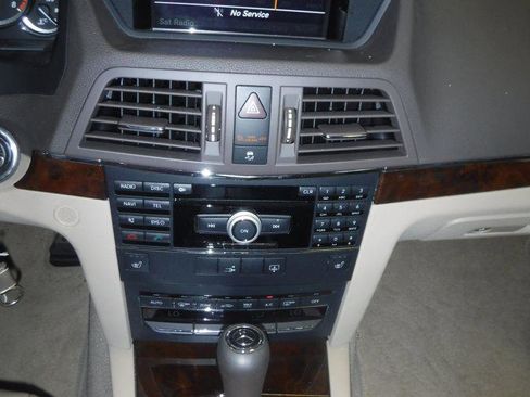 Used 2010 Mercedes-Benz E 350 Coupe image 29