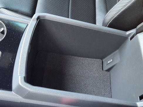 Used 2022 Volkswagen Atlas Cross Sport SEL R-Line image 23