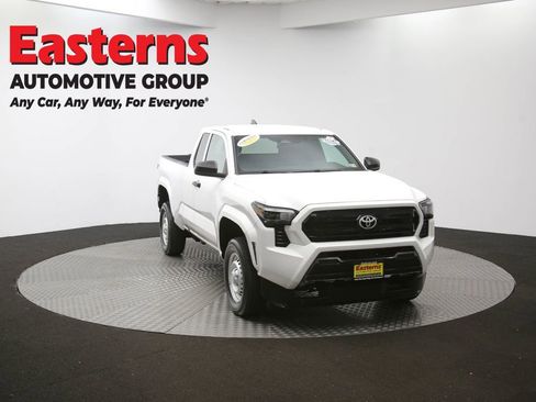 Used 2024 Toyota Tacoma SR image 47
