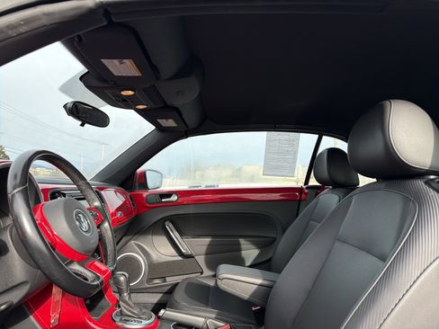 Used 2019 Volkswagen Beetle 2.0T S image 12