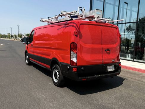 Used 2020 Ford Transit 250 Low Roof RWD image 9