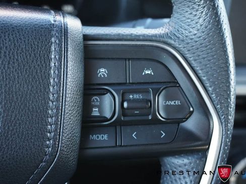 Used 2024 Toyota Tacoma TRD Off-Road image 28