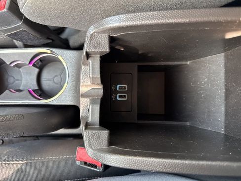 Used 2016 Ford Fiesta ST image 25