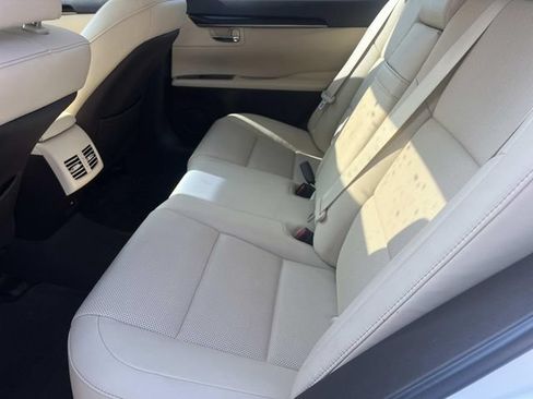 Used 2018 Lexus ES 350 w/ Navigation System Package FWD image 21