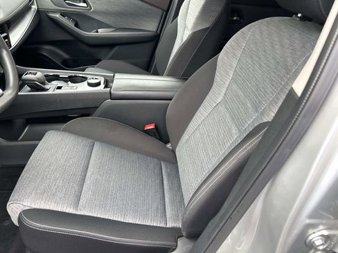 Certified 2023 Nissan Rogue SV AWD/4WD image 15