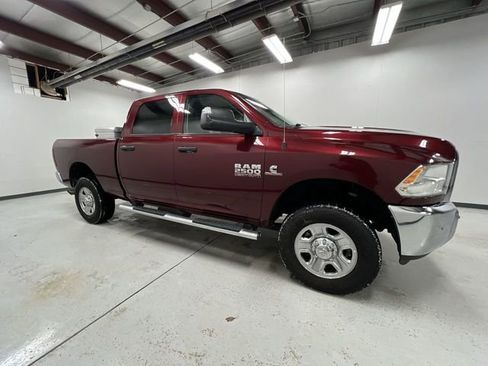 Used 2018 RAM 2500 Tradesman w/ Chrome Appearance Group image 9