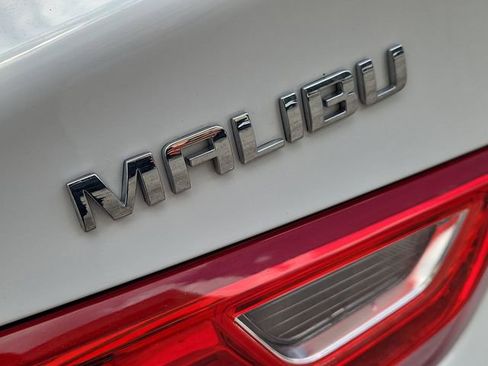 Used 2023 Chevrolet Malibu LS image 29