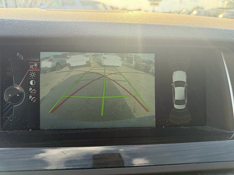 Used 2014 BMW 550i xDrive Sedan AWD/4WD image 23