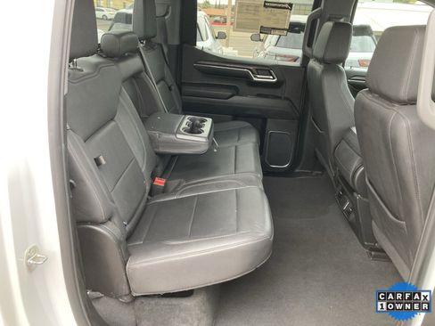 Used 2024 GMC Sierra 1500 SLT image 40