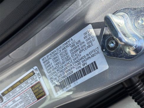 Certified 2025 Acura RDX SH-AWD w/ Technology Package image 23