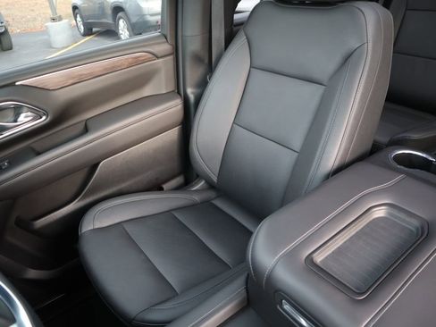 Used 2023 Chevrolet Tahoe Z71 image 30