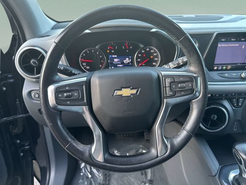 Used 2020 Chevrolet Blazer LT FWD image 11