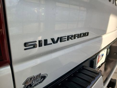 Used 2023 Chevrolet Silverado 1500 High Country w/ High Country Premium Package image 35