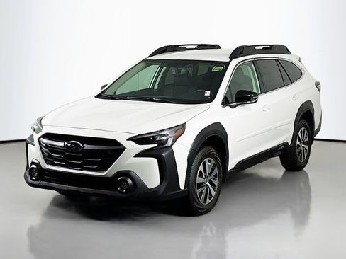 New 2025 Subaru Outback Premium image 3
