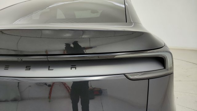 Used 2026 Tesla Model Y 2WD image 28