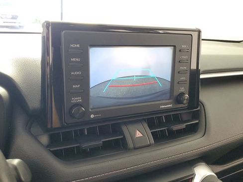 Used 2022 Toyota RAV4 XLE w/ Convenience Package image 30