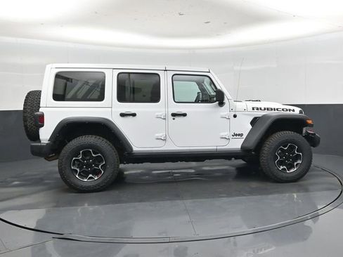 Used 2023 Jeep Wrangler Unlimited Rubicon AWD/4WD image 2