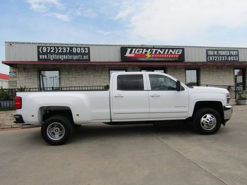 Used 2015 Chevrolet Silverado 3500 LTZ w/ Duramax Plus Package RWD image 5