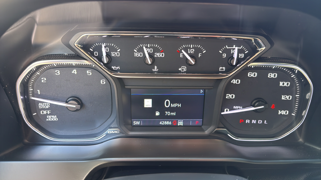 Used 2021 GMC Sierra 1500 SLT w/ SLT Premium Plus Package AWD/4WD image 23