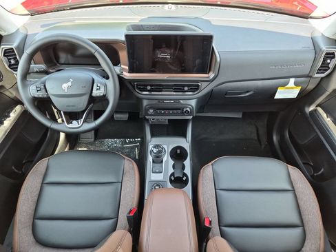 New 2026 Ford Bronco Sport Outer Banks w/ Outer Banks Tech Package+ AWD/4WD image 13