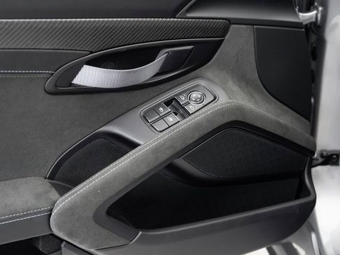 Used 2023 Porsche 718 Cayman GT4 RS image 8