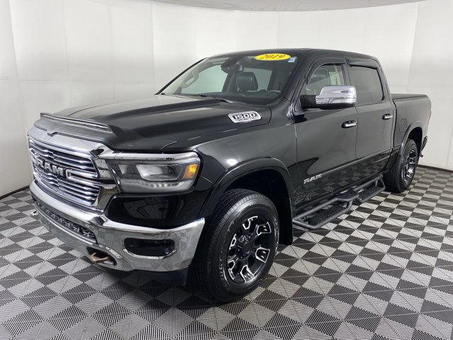 Used 2019 RAM 1500 Laramie AWD/4WD image 9