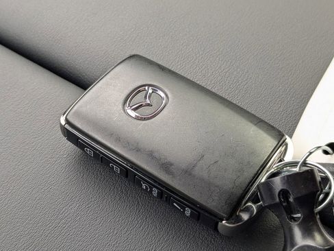 Certified 2025 MAZDA CX-70 3.3 Turbo w/ Premium Plus Pkg image 33