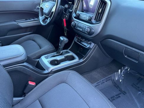 Used 2018 Chevrolet Colorado LT image 20