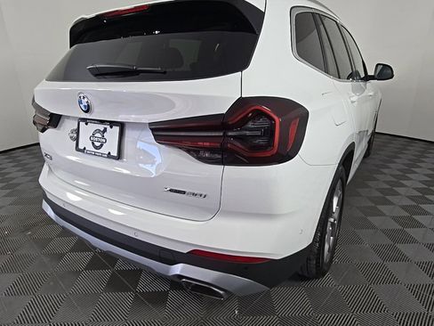 Used 2024 BMW X3 xDrive30i w/ Convenience Package image 9
