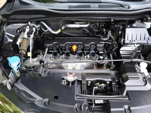 Used 2019 Honda HR-V LX image 38