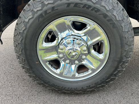 Used 2017 RAM 2500 Tradesman w/ Chrome Appearance Group AWD/4WD image 28