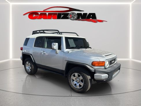 Used 2008 Toyota FJ Cruiser 4WD image 2