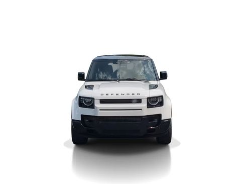 Certified 2026 Land Rover Defender 110 X-Dynamic SE AWD/4WD image 3