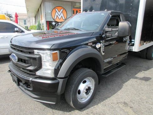 Used 2021 Ford F550 4x4 Regular Cab Super Duty w/ Power Equipment Group image 39