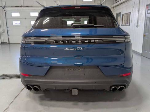 Used 2024 Porsche Cayenne S image 6
