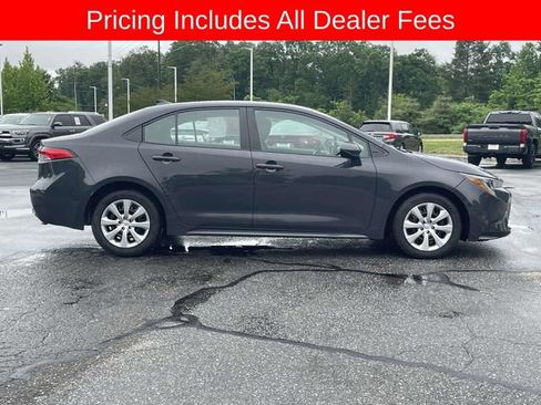 Used 2024 Toyota Corolla LE FWD image 6