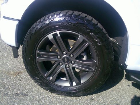 Used 2021 Ford F150 XLT w/ Equipment Group 302A High AWD/4WD image 38