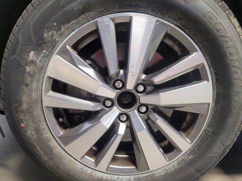 Used 2022 Nissan Pathfinder SL AWD/4WD image 31